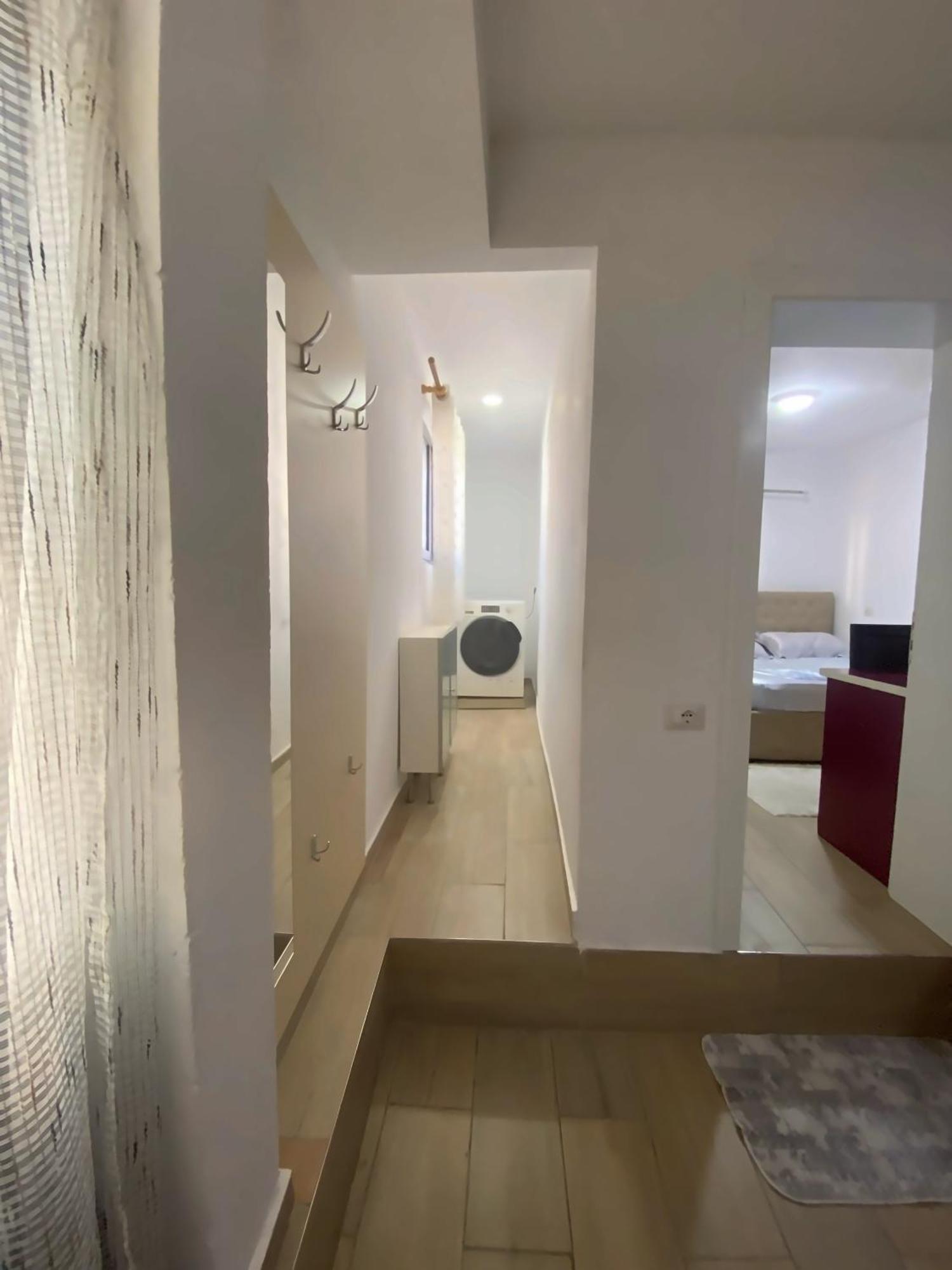Central Stay Tirana *